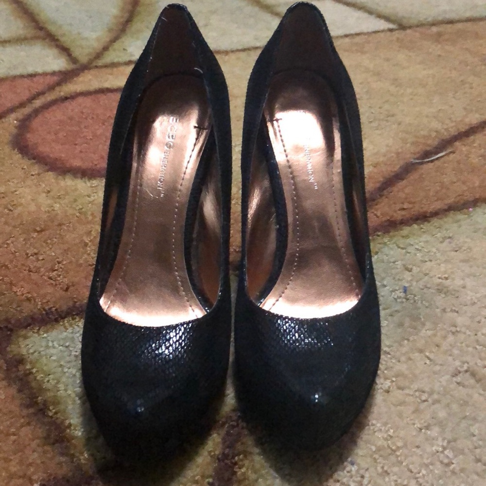 BCBG black dressy heels